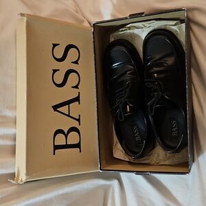 GH Bass&Co black margery size 8